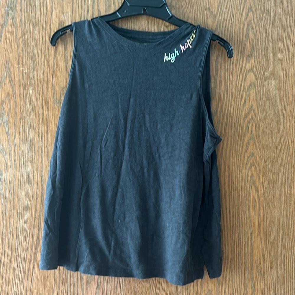 EUC High Hopes Old Navy Black Tank. Size (M)